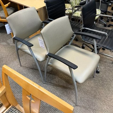 Used La-Z-Boy Guest Office Chair (Mematite & Platinum) 000010575000