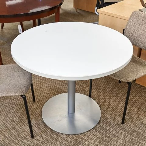 Used 36" Round Break Room Table (White & Silver) BRK1823-016