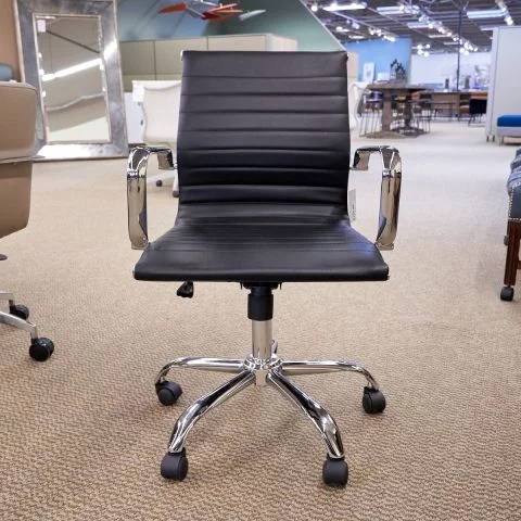 Used Modern Ribbed Conference Chair (Black & Chrome) CHE1773-010