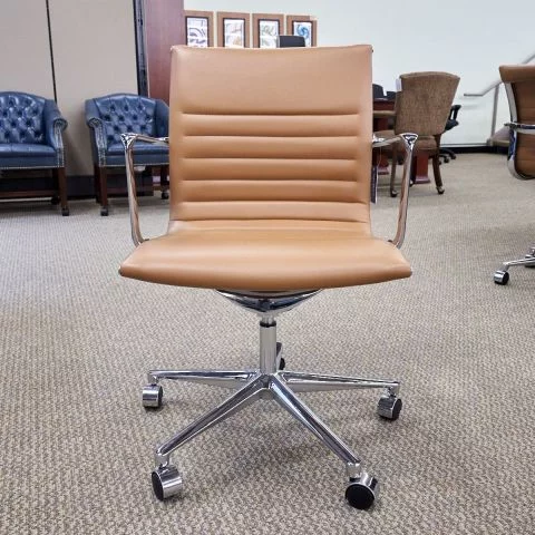 Used Leather Mid-Back Executive Office Chair (Tan) CHE1790-009