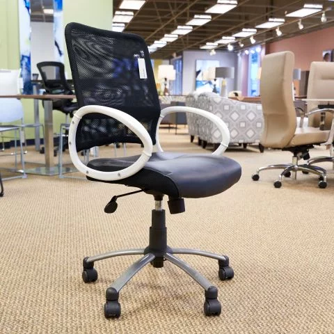Used High Mesh Back Leather Seat Task Chair with White Arms (Black) CHE9999-1710