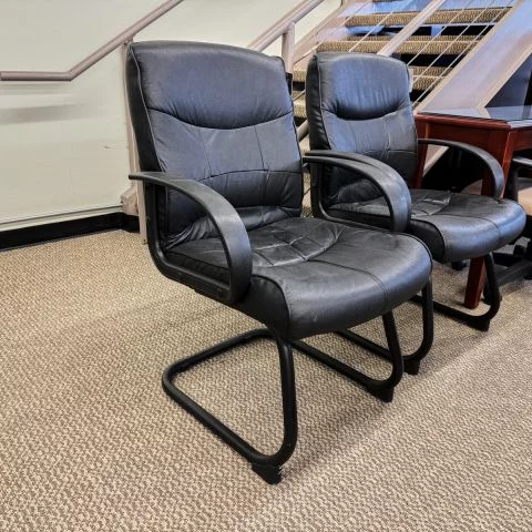 Used Sled Base Guest Side Chair (Black) CHS1693-028 - Front Angle