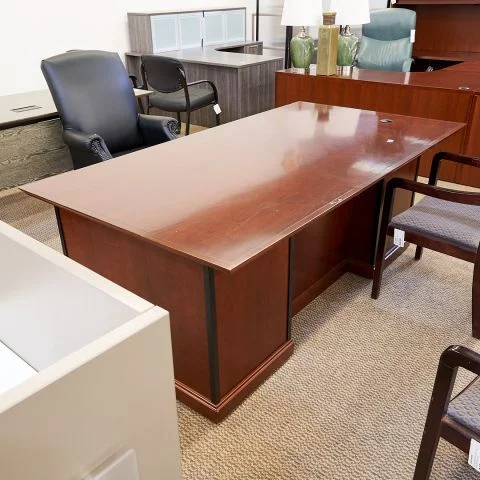 Used 78x42 Traditional Executive Office Desk (Cherry & Black Trim) DEE1823-006