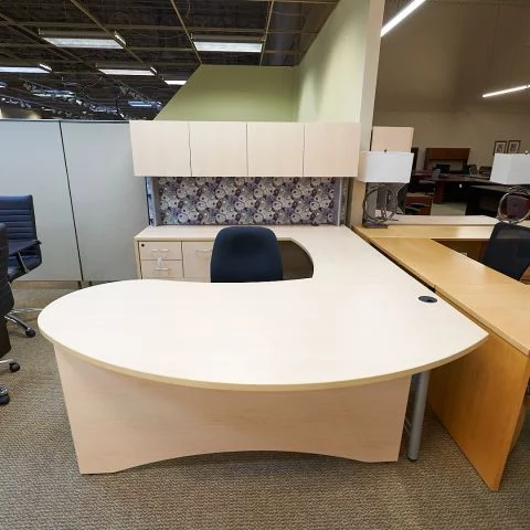 Used Left Curved Top U-Shaped Executive Desk w Hutch (Maple) DEU1836-001