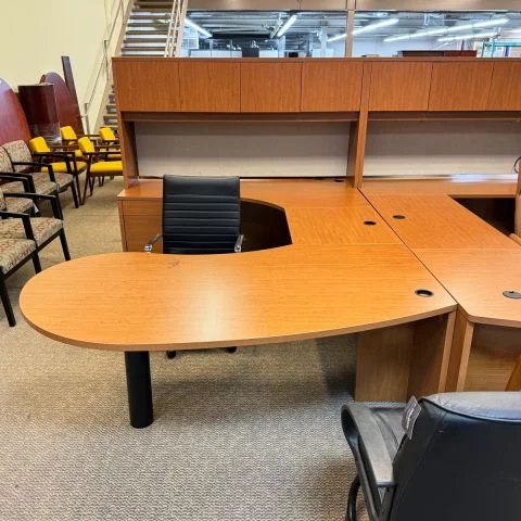 Used Left P-Top U-Shape Executive Desk with Hutch (Honey) DEU1855-005