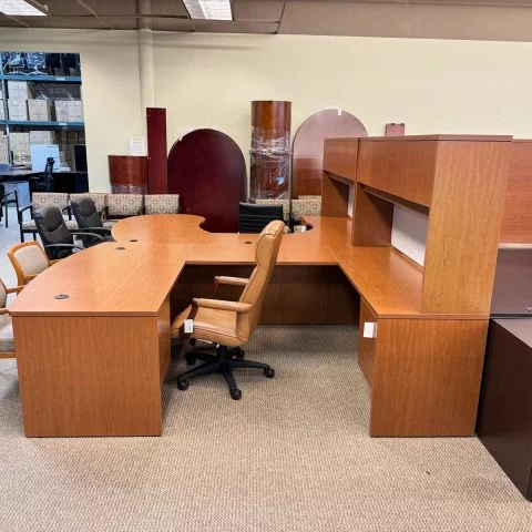 Used 72"x36" Executive Bow Front U-Shaped Desk with Hutch (Honey) DEU1855-006