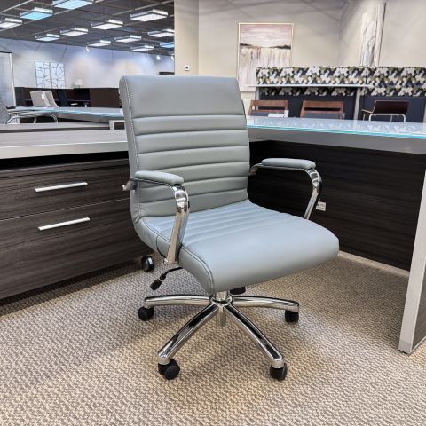 Used Mid-Back Ribbed Executive Chair (Grey & Chrome) CHE1891-005
