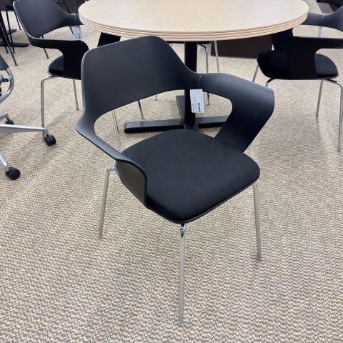 Used Plastic & Metal & Fabric Stack Chair (Black) CHK9999-1828