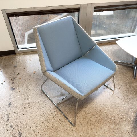 Used Arcadia Nios Lounge Chair (Grey & Blue & Chrome) CHL1904-008