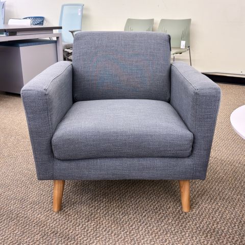 Used Oliver Chair (Pewter Linen Weave & Walnut) CHL1916-002
