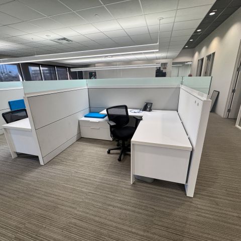 Used Teknion Cubicle 6-Pack (6'x'8) (White & Grey) CUB1886-023