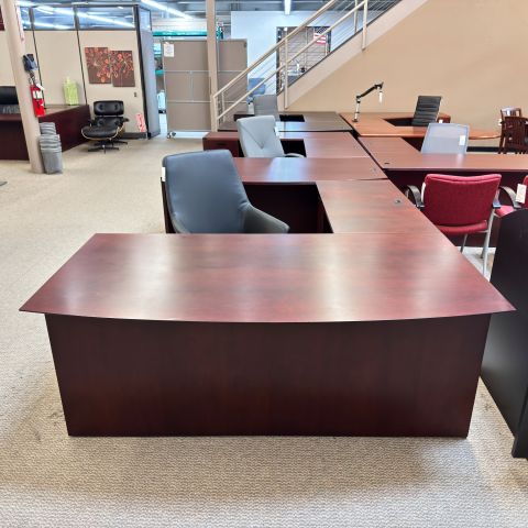 Used 72x38 Bow Top Veneer Left L-Shape Desk (Dark Cherry) DEL1912-001