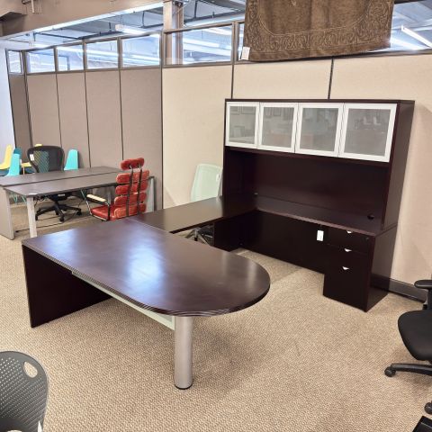 Used Right U-Shape Bullet Desk with Hutch (Espresso) DEU1908-005