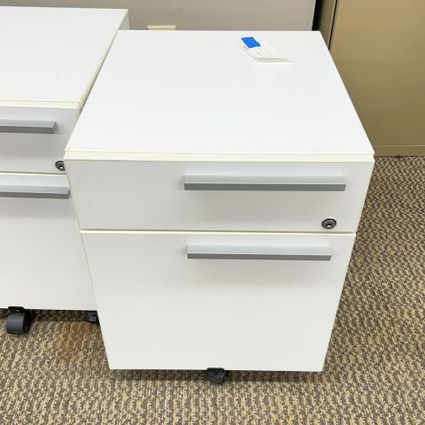 Used 18"x15" 2 Drawer Mobile Box-File File Pedestal (White) FIM1829-008