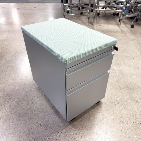 Used Haworth 23"D Mobile BF File Cabinet (Green & Gun Metal) 