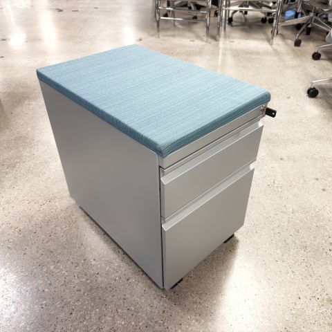 Used Haworth 23"D Mobile BF File Cabinet (Blue & Gun Metal) FIM1904-023.