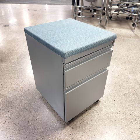 Used Haworth 18"D Mobile BF File Cabinet (Blue & Gun Metal) FIM1904-025
