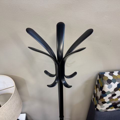 Used 69" Modern Metal Coat & Umbrella Rack (Black) MIS1902-029