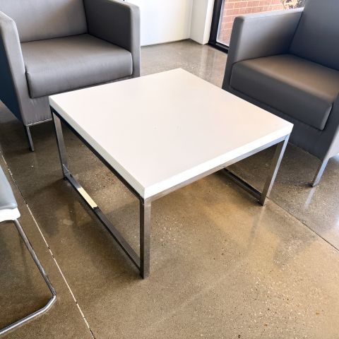 Used 28"x28" Cocktail Table (White & Chrome) OCC1886-008