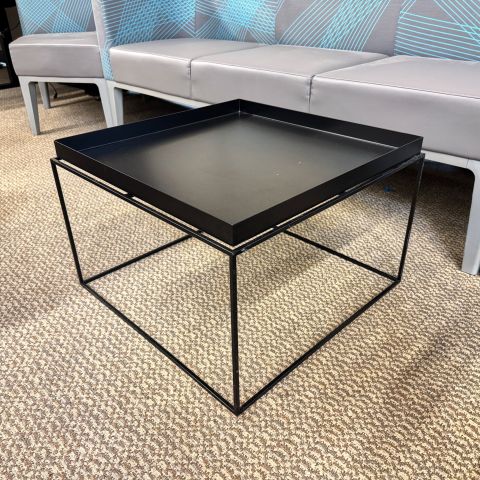 Used 24"x24" Square Metal Table with Tray (Black) OCC1902-014