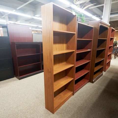 Used 70x27 Bookcase (Oak) BC1757-012