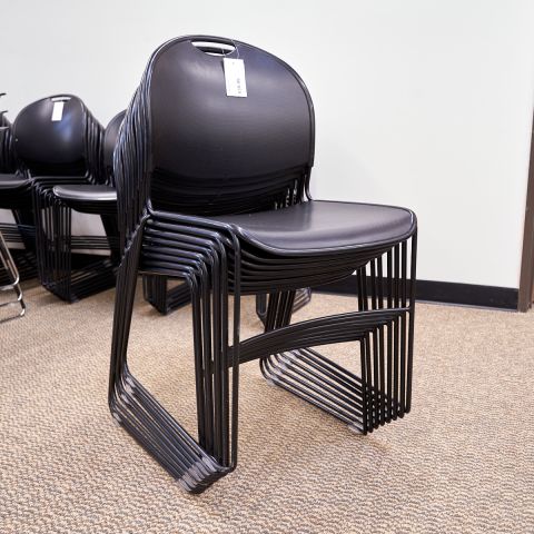 Used Armless Metal Framed Plastic Seat Stacking Guest Chair (Black) CHK1849-002 - Angle View
