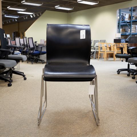 Used Curved Back Plastic Office Stack Chair (Black & Chrome) CHK1849-004