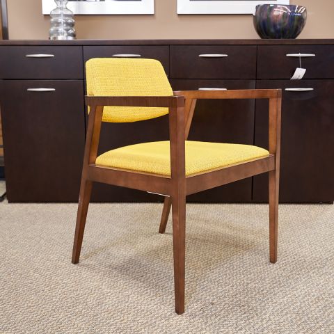 Used Gunlocke Open Back Office Guest Chair (Yellow & Walnut) CHS1845-009 - Front Anlge