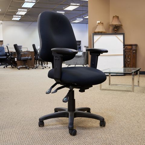 Used Office Task Chair (Black) CHT1781-001 - Angle View