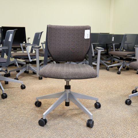 Used Haworth Very Conference Task Chairs in Full Fabric (Black & Grey & Brown Pattern) CHT1848-003