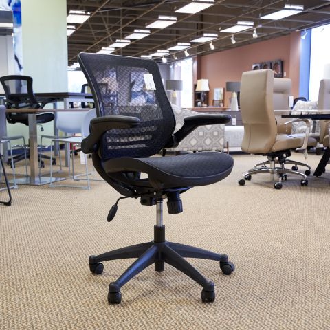 Used Mesh Task Chair with Pivot Adjustable Arms (Black) CHT1853-016