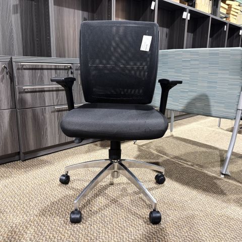 Used Hi Back Mesh Back Task Chair (Black & Chrome) CHT1887-010