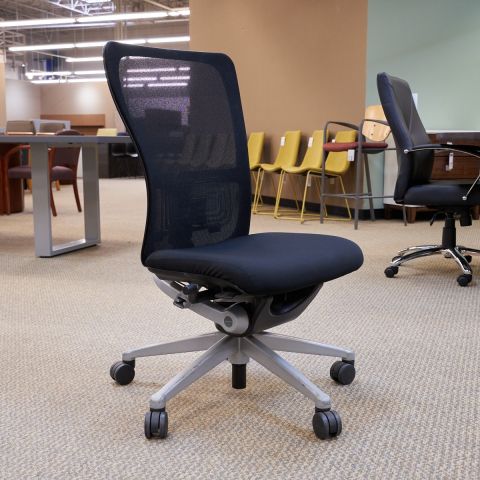 Used Armless Mesh Back Task Chair with Grey Base (Black) CHT9999-1561