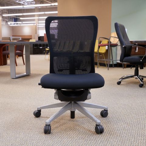 Used Armless Mesh Back Task Chair with Grey Base (Black) CHT9999-1561
