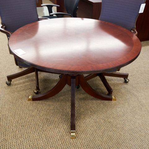 Used Traditional 48" Round Table (Walnut) CTB1776-011