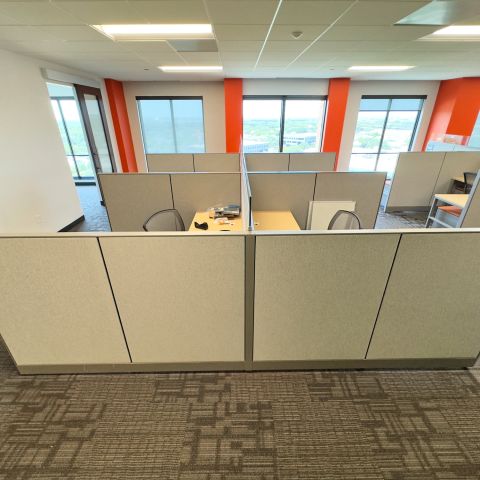 Used Maxon 6-Pack 6'x6' Left Cubicle Pack (Maple & Grey) CUB1877-021