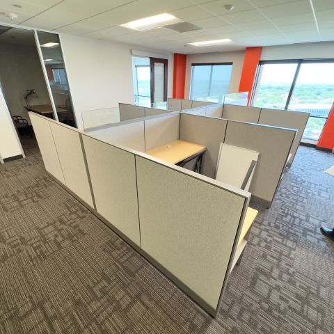 Used Maxon 6-Pack 6'x6' Left Cubicle Pack (Maple & Grey) CUB1877-021