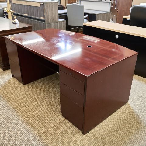 Used 36x72 Bow Top Executive Desk & Credenza Set (Mahogany) DEE9999-1637