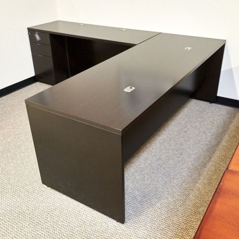 Used Knoll Left L-Shape Executive Desk with Over Head Hutch (Espresso) DEL9999-1568 