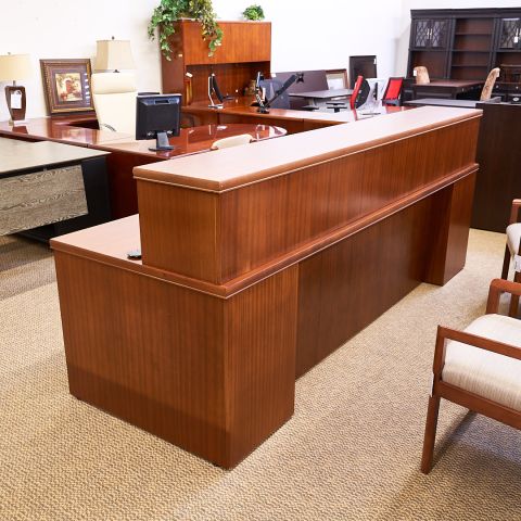 Used 9' Veneer Office Reception Desk (Light Cherry) DER1840-002