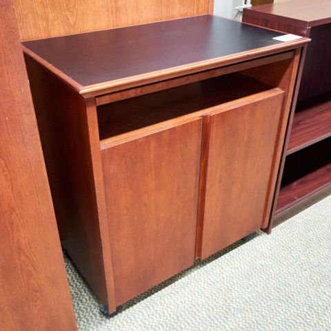 Used Media Stand with Pull Out (Cherry) MIS1773-059