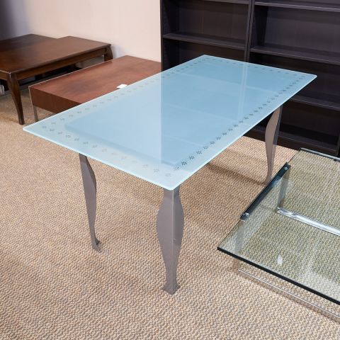 Used 31x59 Late Mod Glass Table (Grey Base) TBR9999-1410